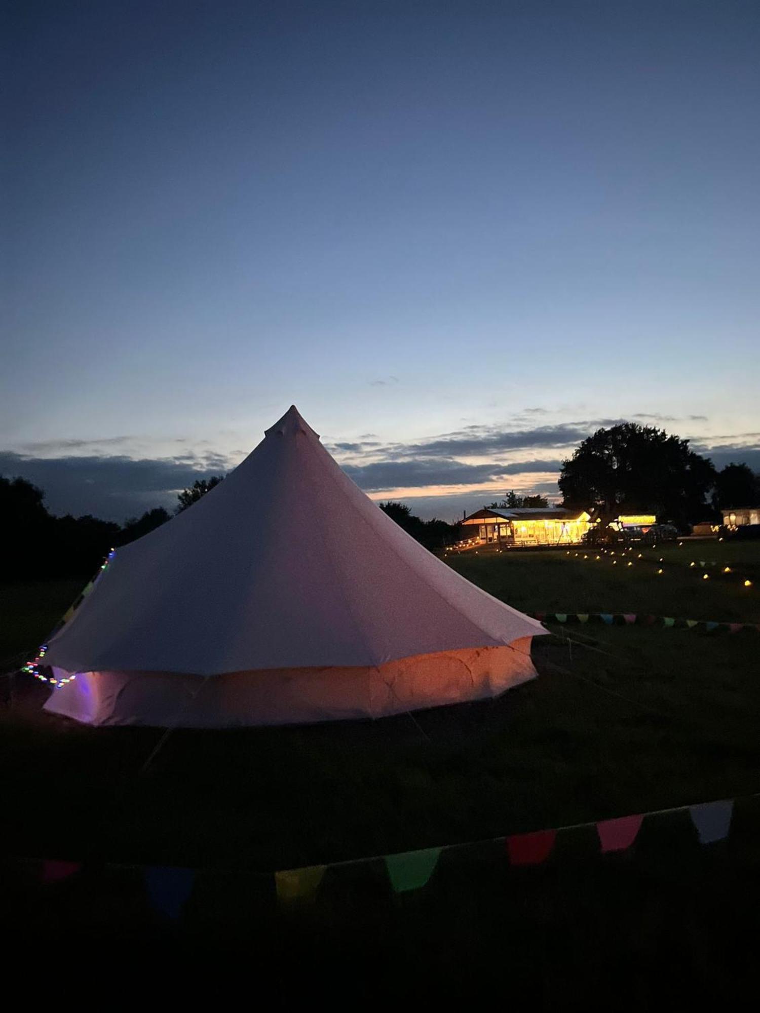 Country View Camping Bratton Esterno foto
