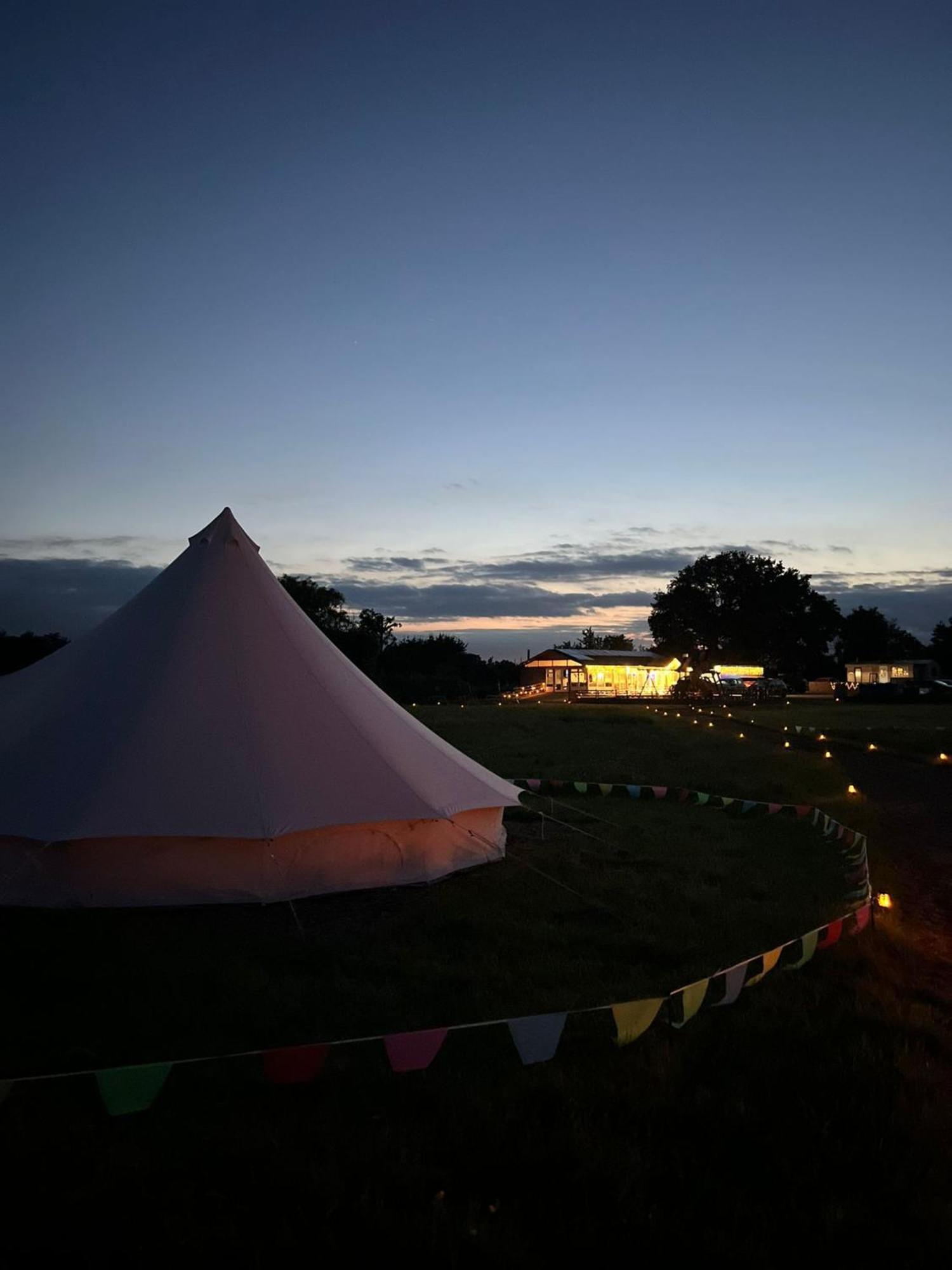 Country View Camping Bratton Esterno foto